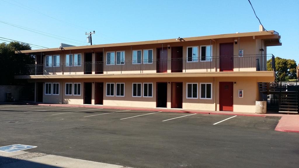 El Dorado Motel Салинас Экстерьер фото