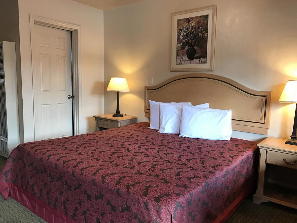 El Dorado Motel Салинас Экстерьер фото
